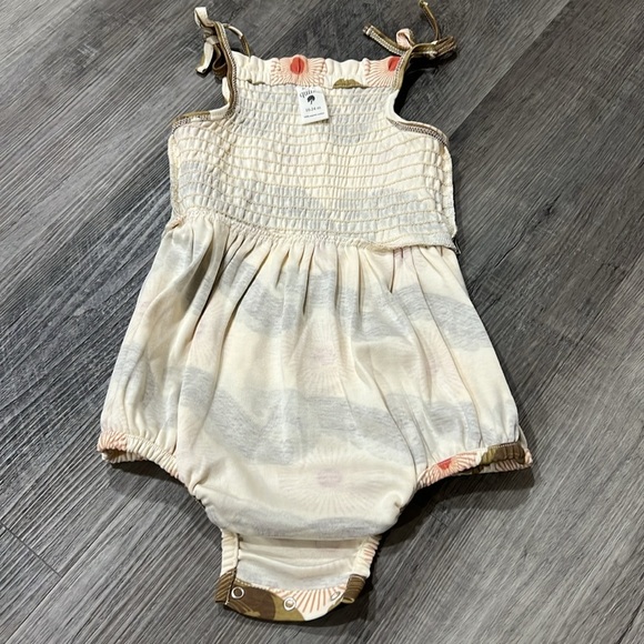 4 for $20 Kate quinn Sleveless romper in EUC size 18-24M - Picture 3 of 6